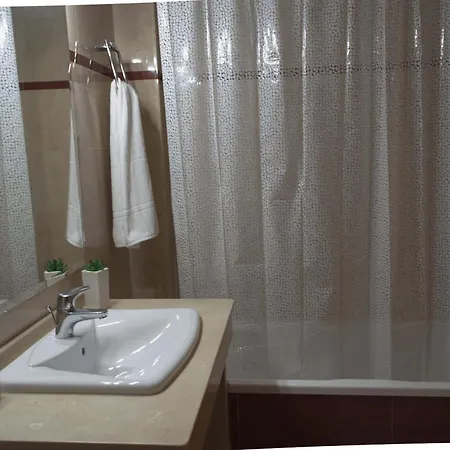 Apartamento Céntrico Con Parking Privado